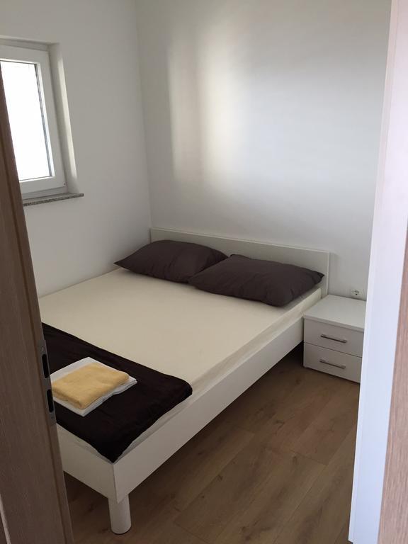 House With Sea View Apartment ดราเก ภายนอก รูปภาพ